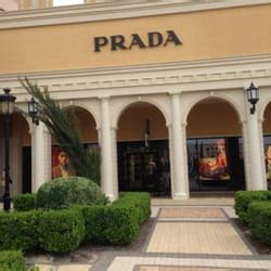 prada outlet san marcos